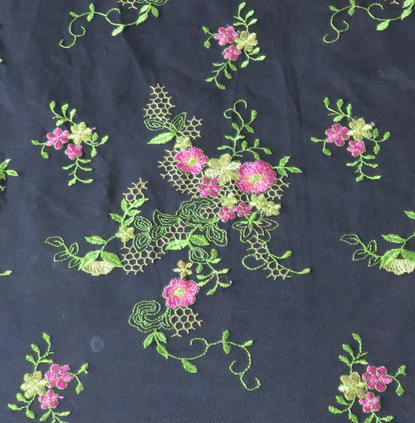 Flower in springof Embroidery lace fabric for bridal gown