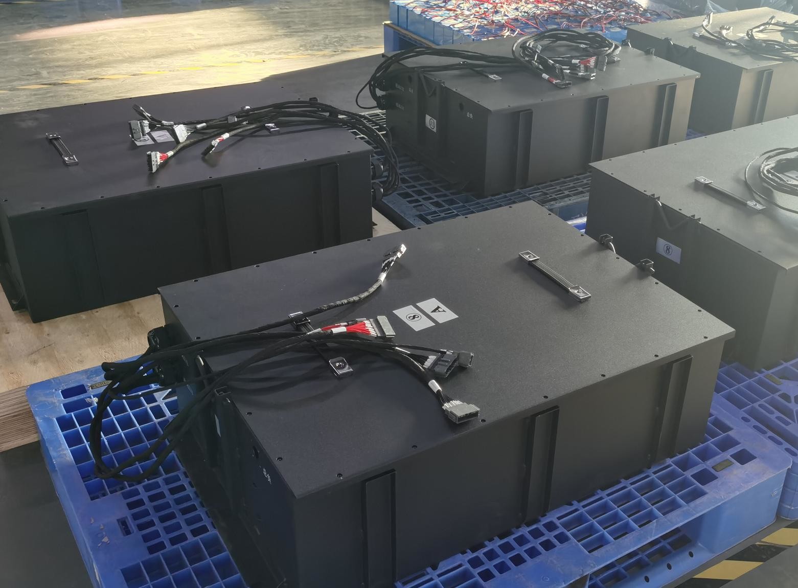 80V 300Ah Lifepo4 Forklift Battery 24KWh IP54 For Electric Vehicle