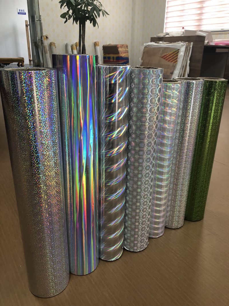 Rainbow Pattern Cold Stamping Foil / Holographic Hot Stamping Foil For Packaging Decoration