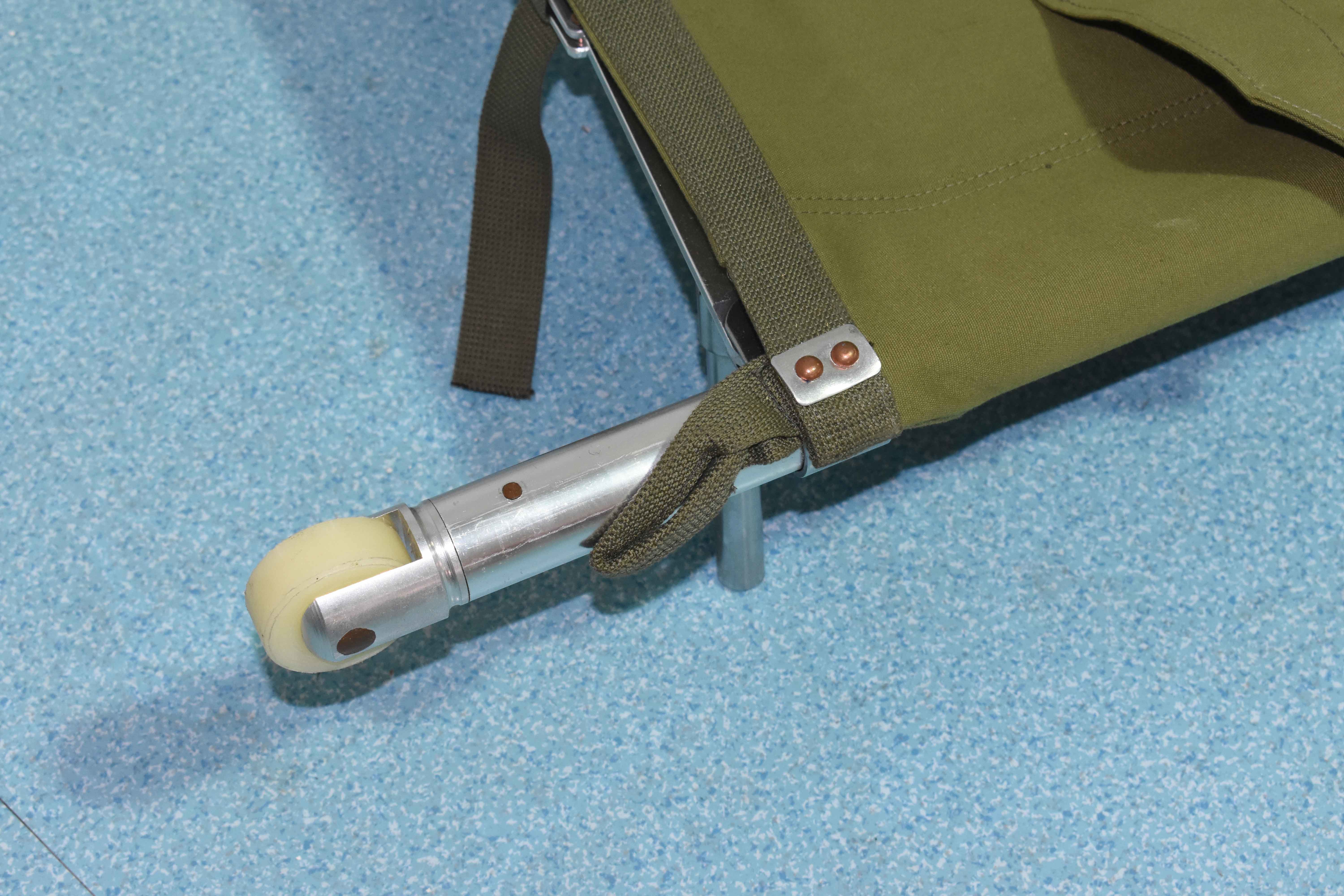 Aluminum Alloy Folding Medical Stretcher 200 X 46 X 16cm For Ambulance 9 Kg