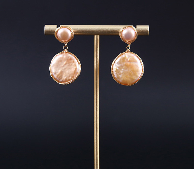 Natural Baroque Pearl Earring French Simple Pearl Stud Earrings Women Luxury Temperament Baroque Earring Wedding Gift
