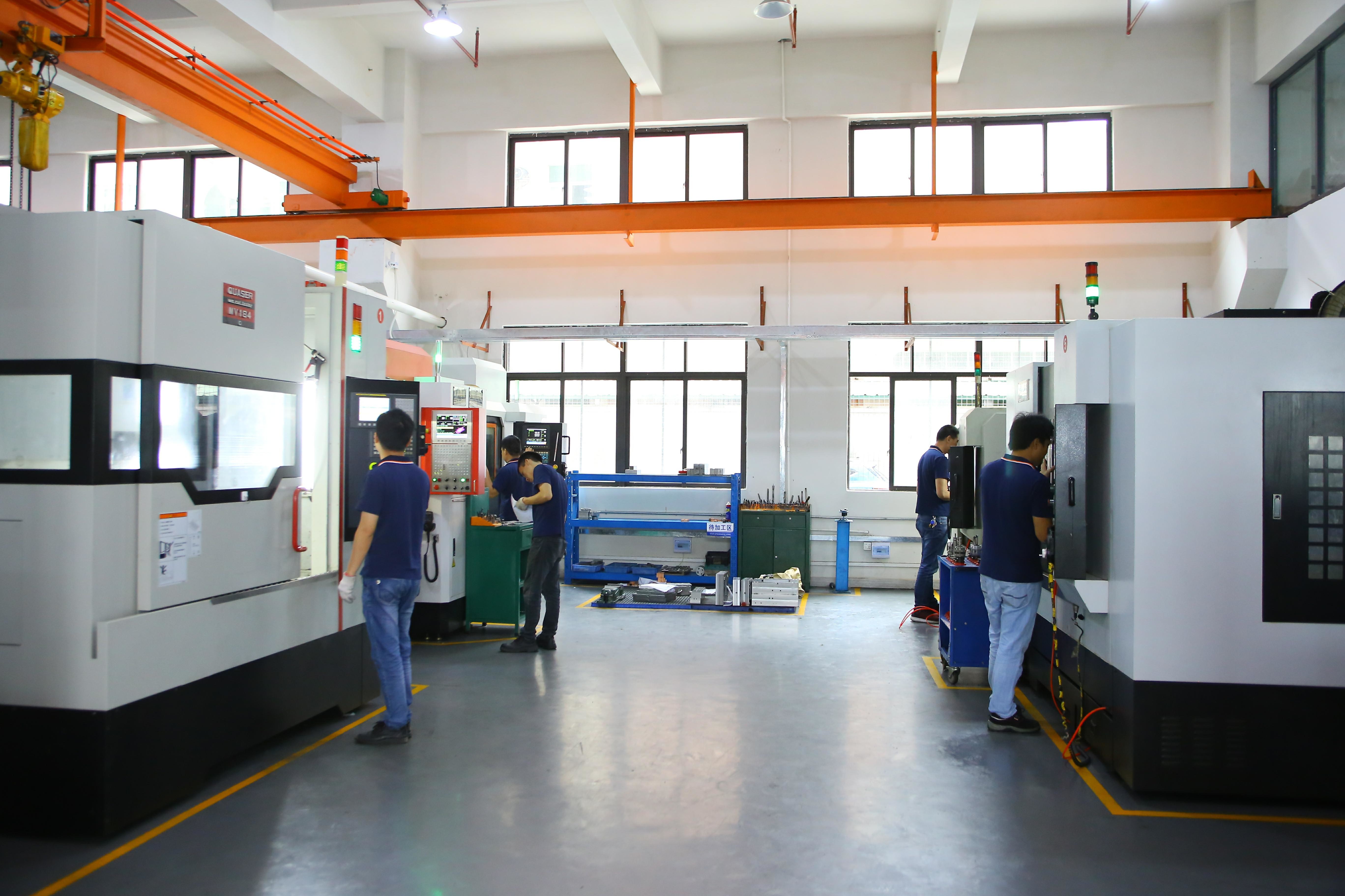 Custom 300000 Shots P20H Plastic Injection Mold Tooling 0.005mm Tolerance