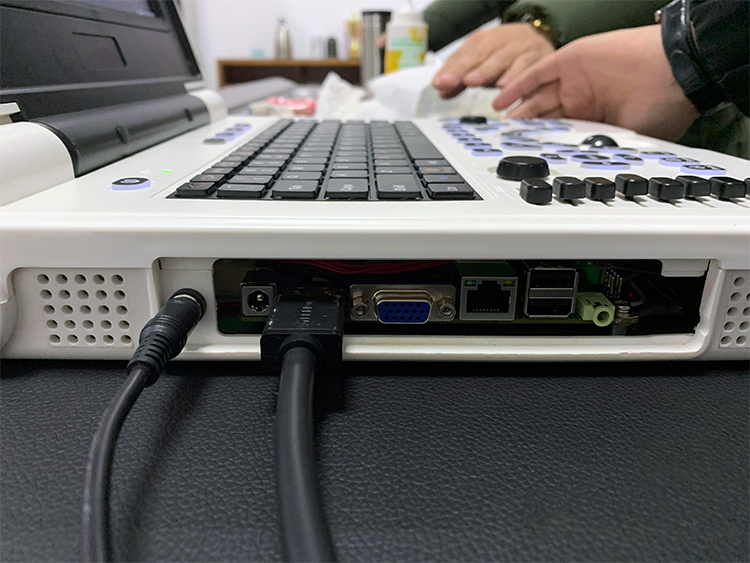 Best Cheap Price Medical Ultrasound Diagnostic System Laptop Portable Color Doppler Ultrasound Machine for Hospital