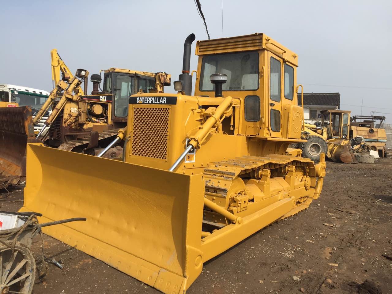 Weight 6t Used Bulldozer D6d Caterpillar Cat D6d Dozer Bulldozer Second Hand