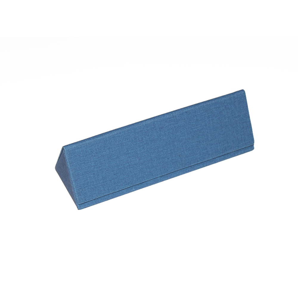 Triangular hand-made optical glasses case