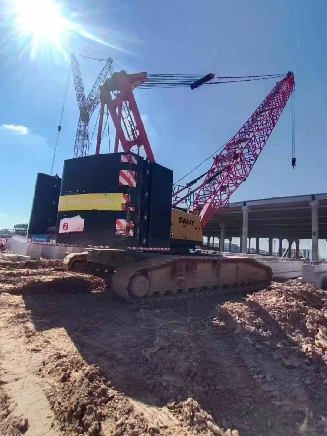SCC1500A-6 Used 2021 SA NY Crawler Crane 150 Tons Maximum Lifting Capacity for Construction Projects