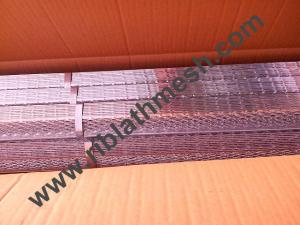 Quality Aluminium Render Angle Bead 32mm Wing 3*10mm Hole 4mm Reinforce Flange wholesale