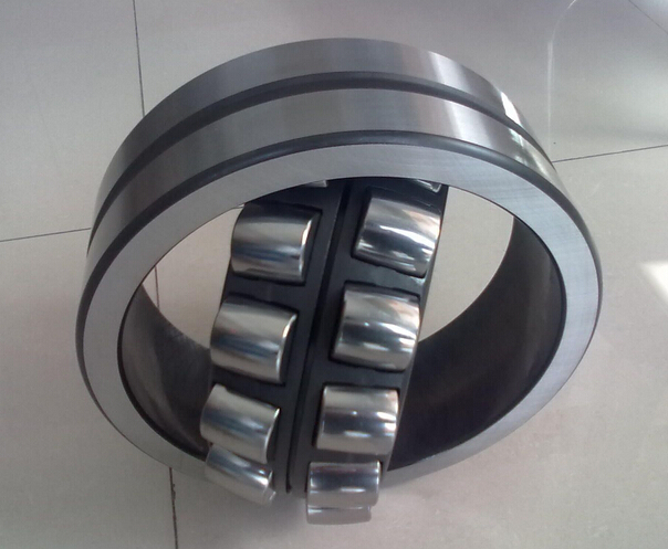 Spherical roller bearing wheel bearing with brass cage 22217 EAE4
