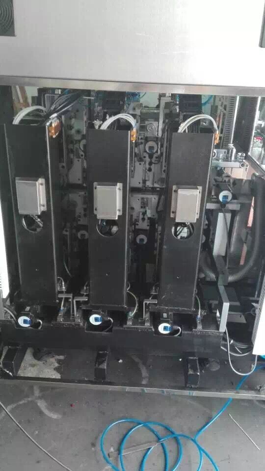 V Cut PCB Lead Cutting Machine（Automatic retraction plate）