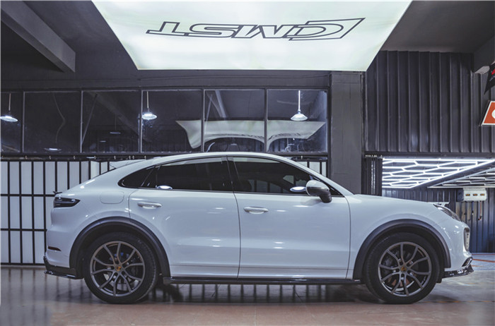 The New Product for Cayenne Carbon Fiber Body Kit for Cayenne Front Shovel Back Lip Spoiler