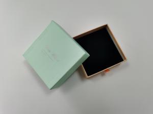 Quality OEM Corrugated Gift Packaging Box Box Biodegradable Varnishing wholesale
