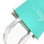 Luxury Matte Green Paper Gift Shopping Bag For Clothing Packaging