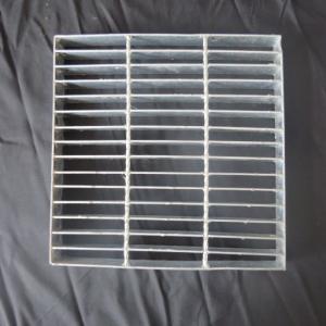 Quality High Bearing Capacity Galvanized Steel Grating Silver Pressure Welded wholesale