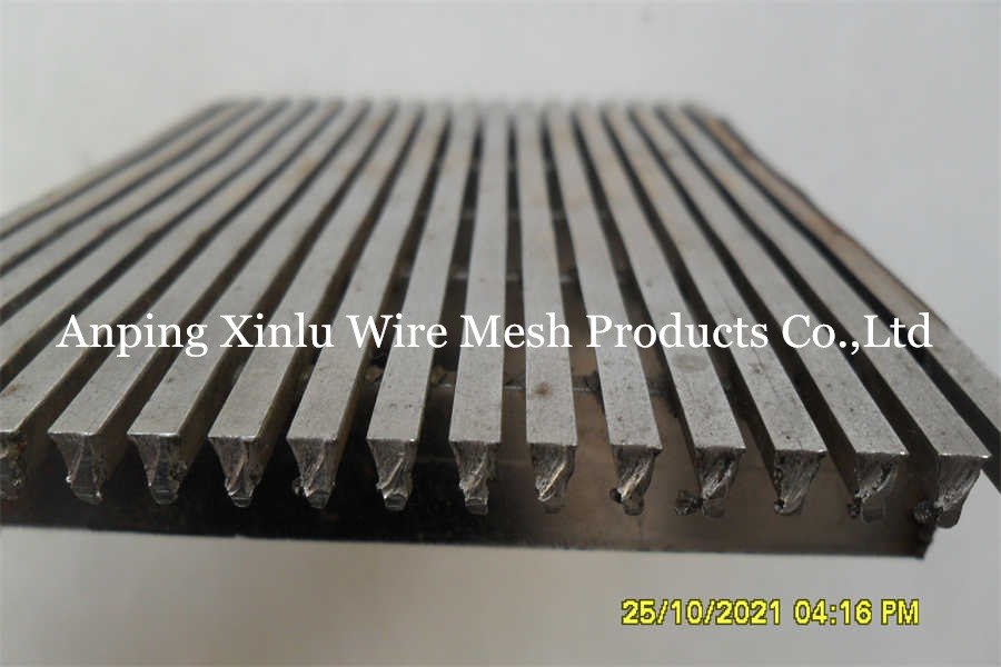 Acid Washing Wedge Wire Screen Panel with 2.5x4mm Profile and 27mm Support Rod Pitch