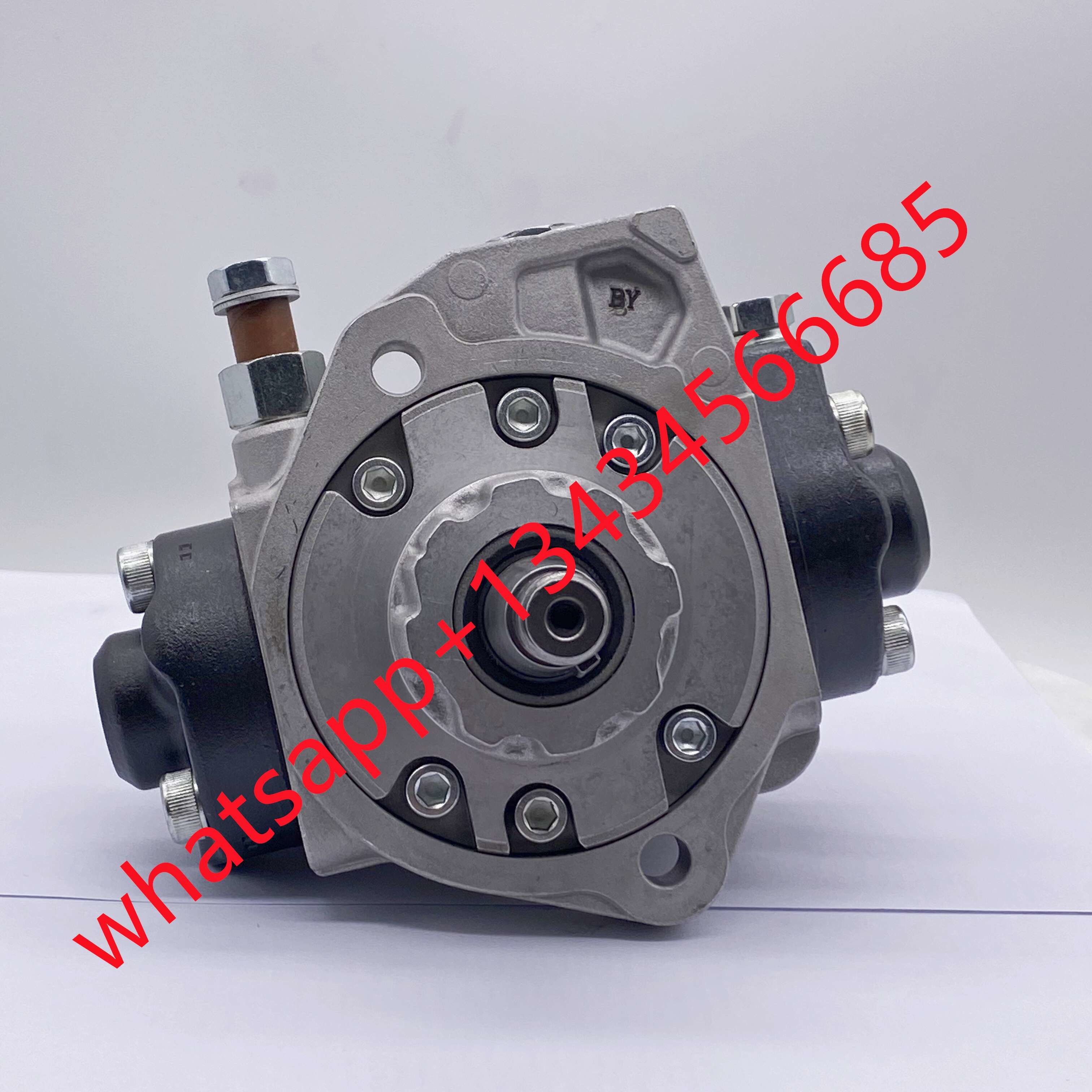 Diesel HP3 Common Rail Pump 294000-0562 (RE527528) for John Deere: USD350.00(Made in China) USD500.00(Original)