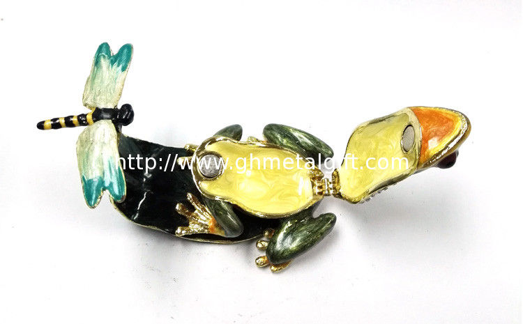 Pewter alloy gold plated Frog Jeweled Trinket Box Golden plated enamel fashion frog pewter box