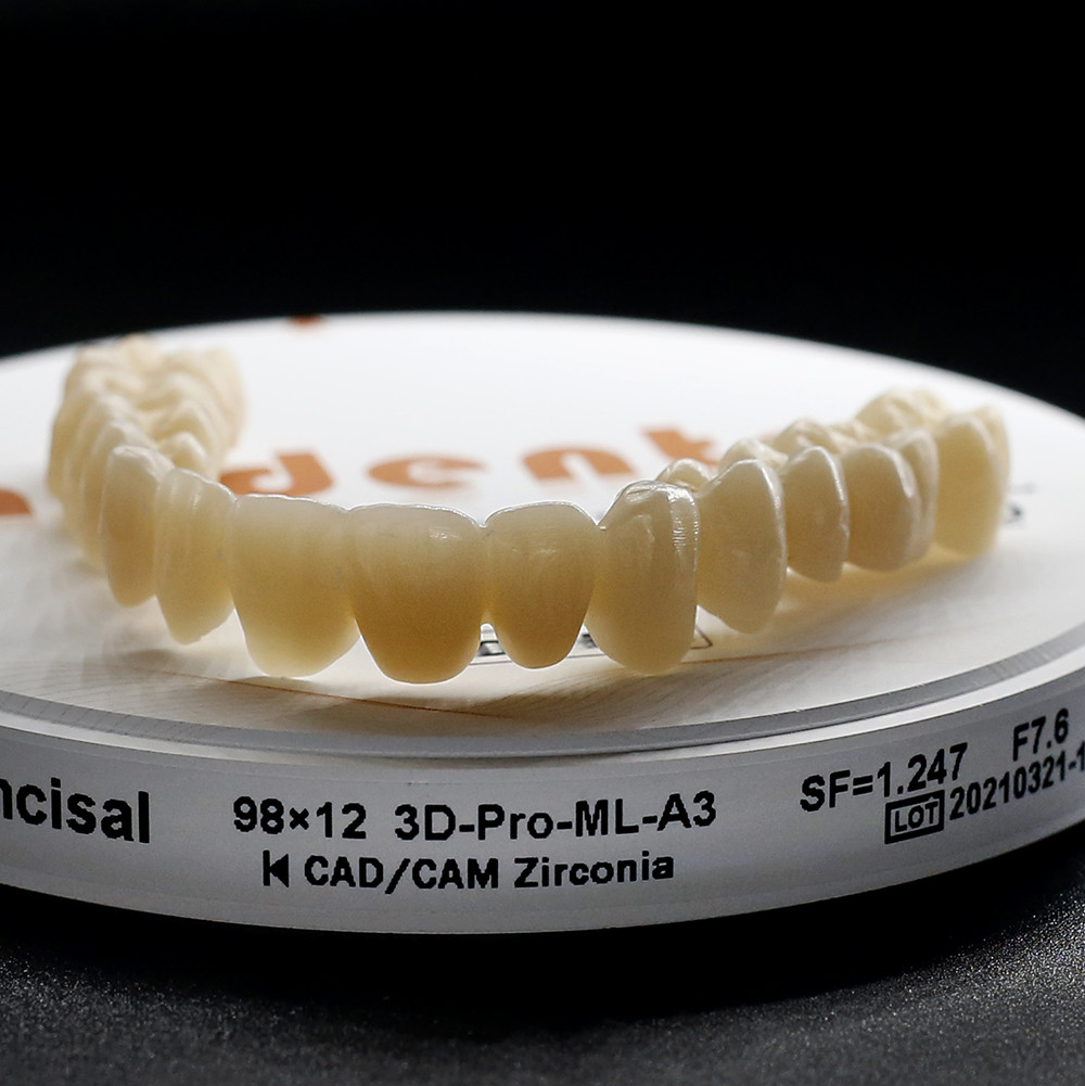 High Translucency 42-49% With CAD CAM Multilayer Zirconia Blocks 3d Pro