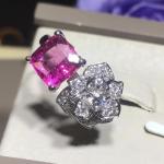 18K White Gold Piaget Rose Flower Ring G34UU600 With Cushion - Cut Pink