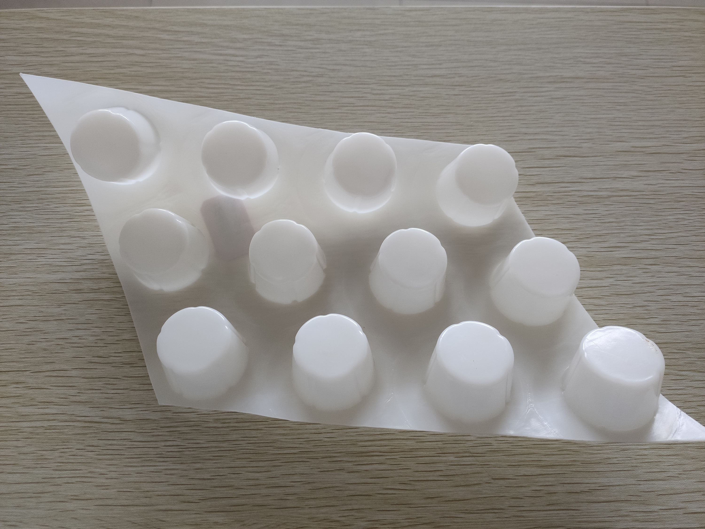 PE 2m Double Side HDPE Greenroof Dimple Mat Drainage Boards for Optimal Water Control