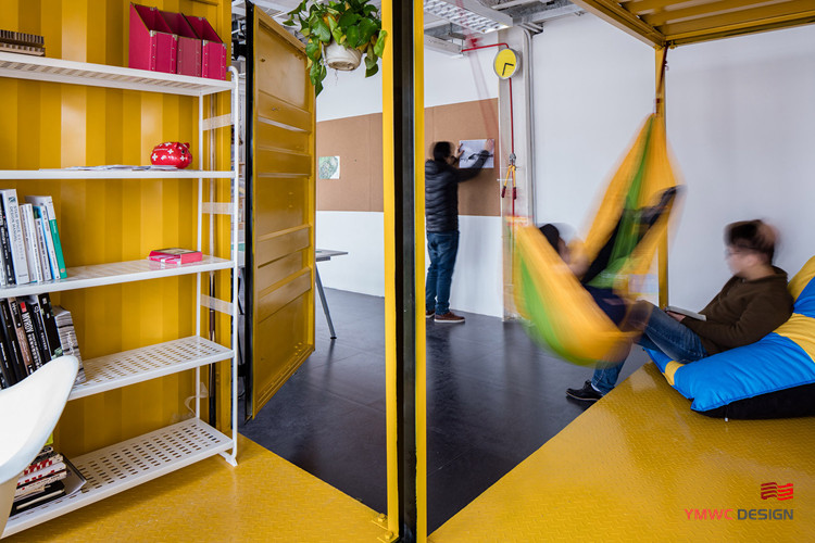 Customizable Shipping Container House Expandable And Converted From Used Containers