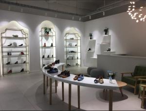 Quality Commercial Shoe Display Rack Metal / Hanging Department Store Shoe Racks wholesale