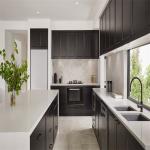 Customized Veneer Color Wooden Kitchen Cabinet Cupboard for Modern Italian