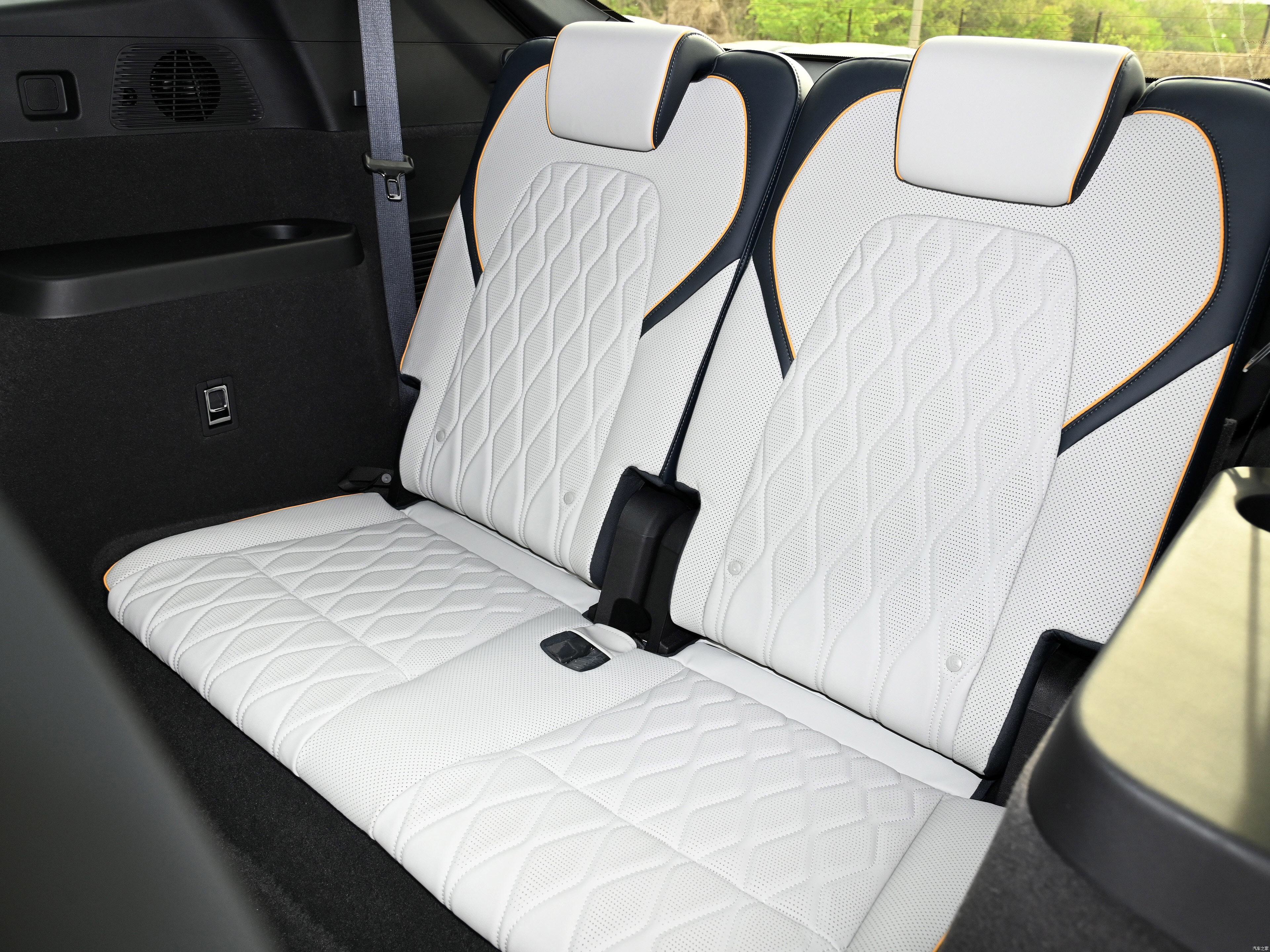 Byd Tang 2022 600 km endurance medium sized seven-seat high-speed SUV electric vehicle hot sale new energy car
