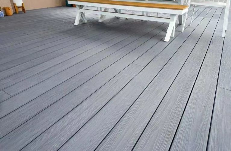 Eco-Friendly Wood Plastic Composite Outdoor WPC Floor Decking Tiles