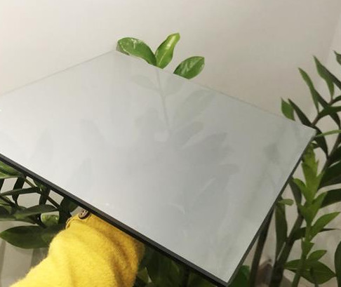 Low Iron/Clear/Customized Size Reflective Glass Colored/Tinted Dark Blue/Green/Bronze
