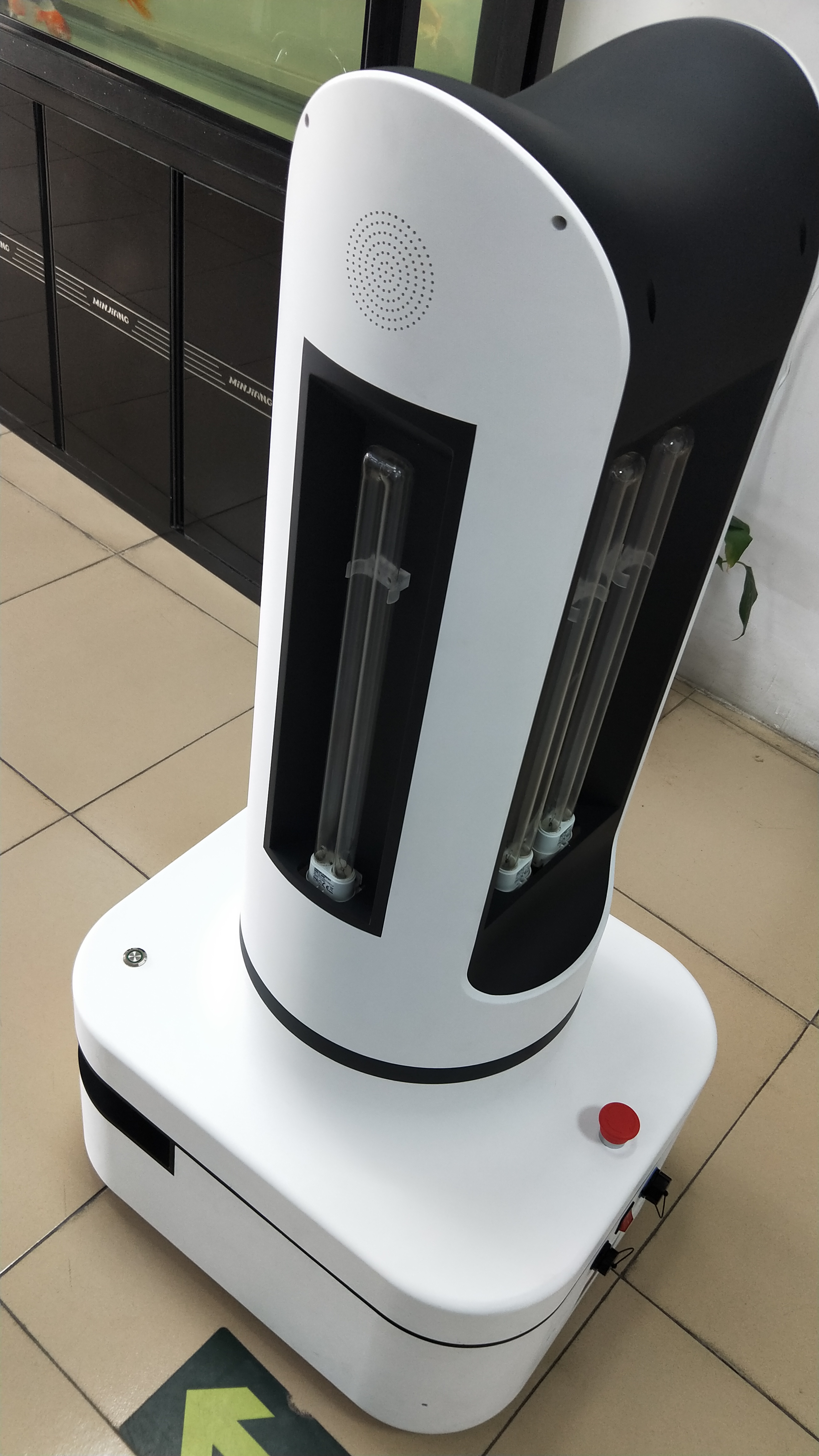 Ultraviolet Spray 29.4V 200W 250r/Min Disinfection Robot