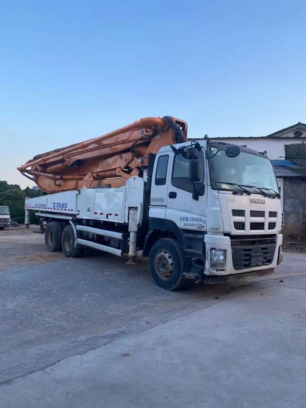 Truck Mounted Pump Contractor Zoomlion 47m for Ready Mixer Used Concrete Pump