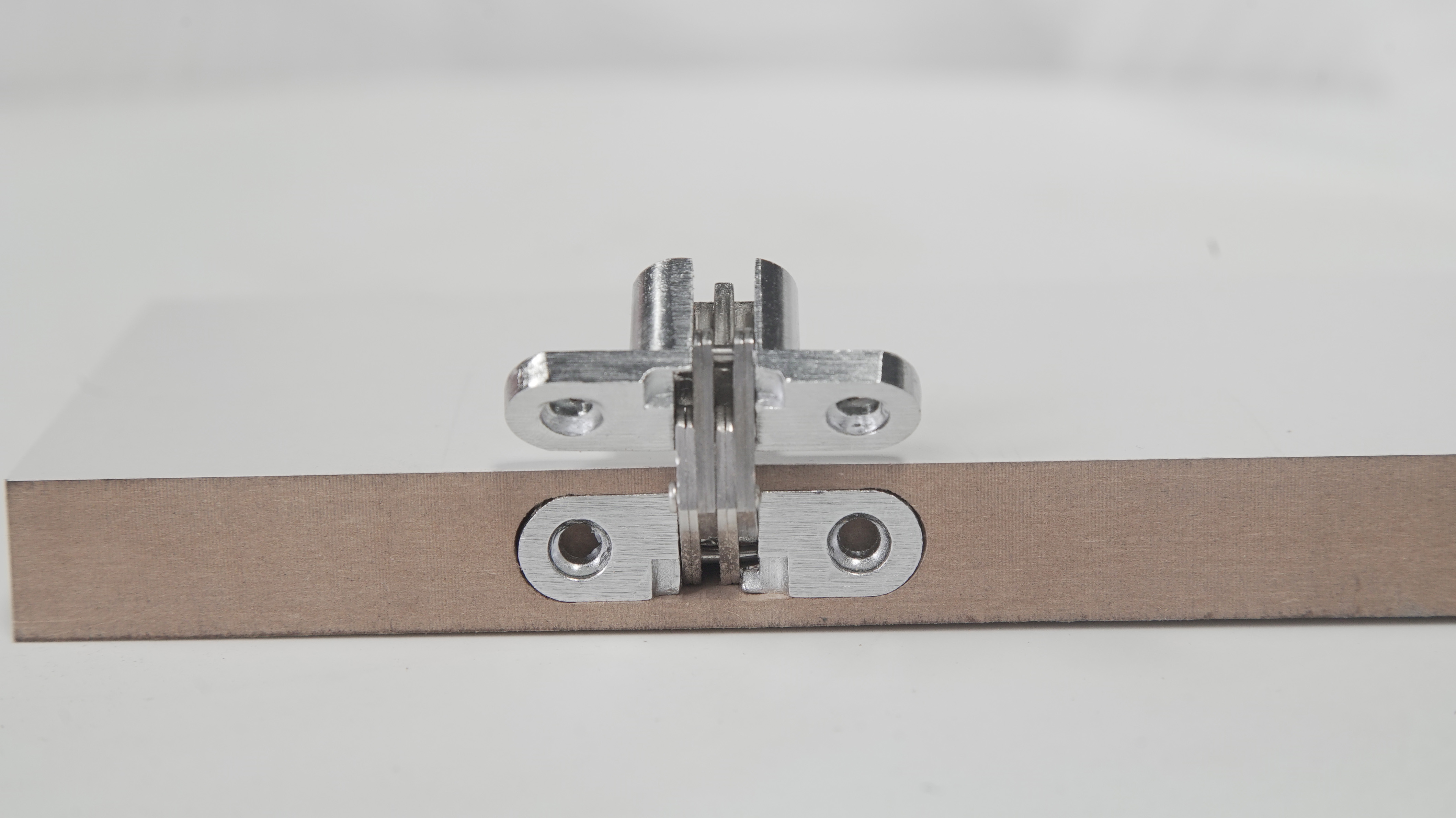 7.5kw CNC Woodworking Engraving Machine For Furniture Industry