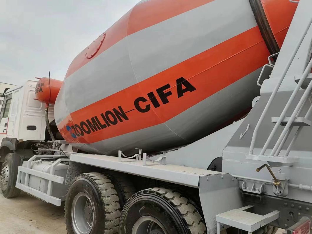 Sinotruck HOWO 6*4 Mixing Tanker Truck