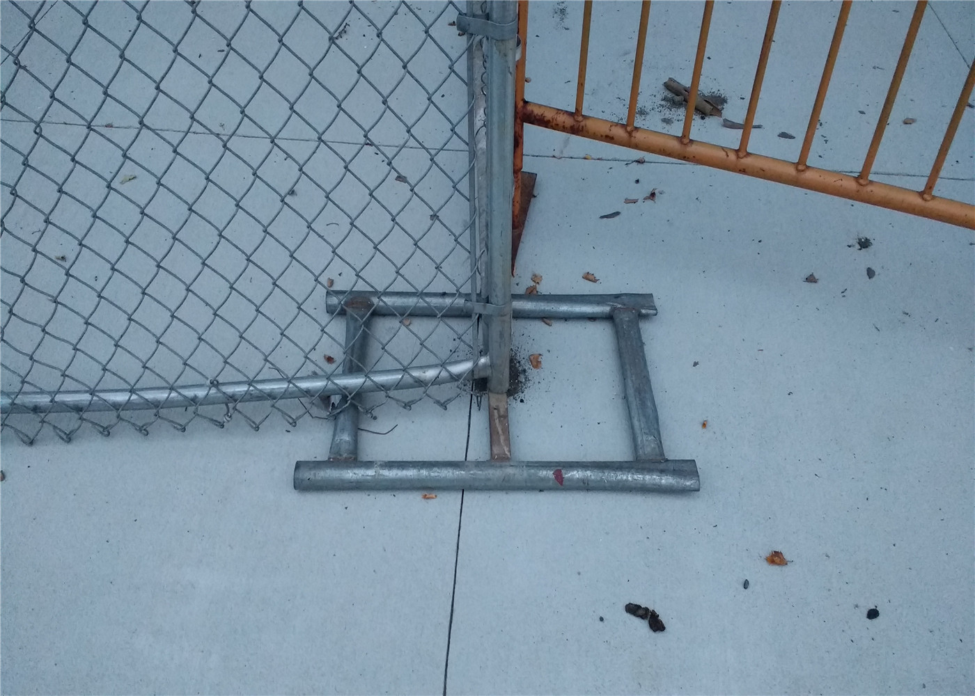 Silver 8ft X 12ft Chain Link Construction Fence ASTM A392-06 Standar