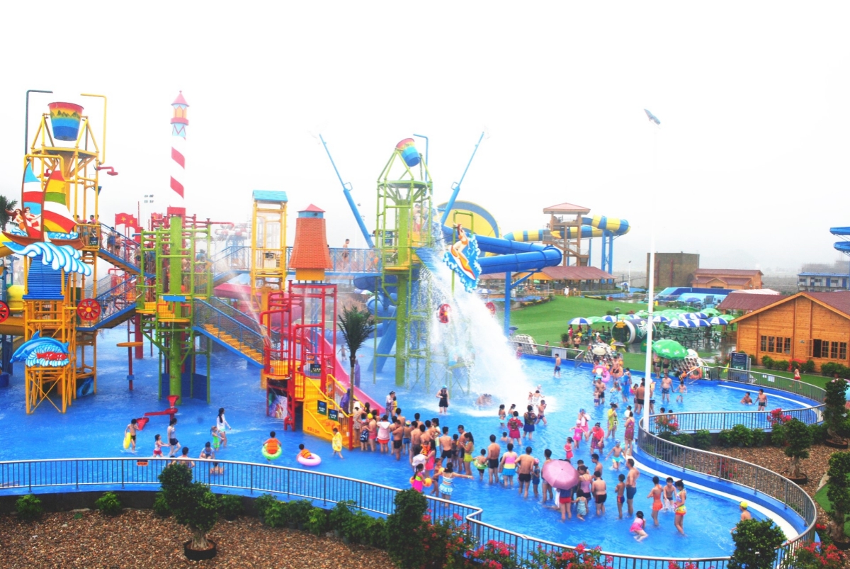 OEM ODM Aqua Water Slide Playground Fiberglass Water Slide Rainbow
