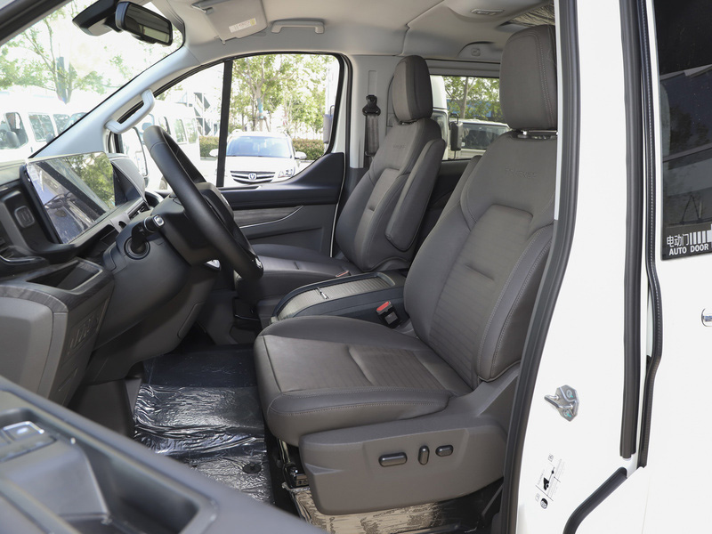 Ford E-Tourneo Custom MPV Cars TPMS Yes Normal Cruise Control 2.0L 170KM/H Front-wheel Drive within Your Budget