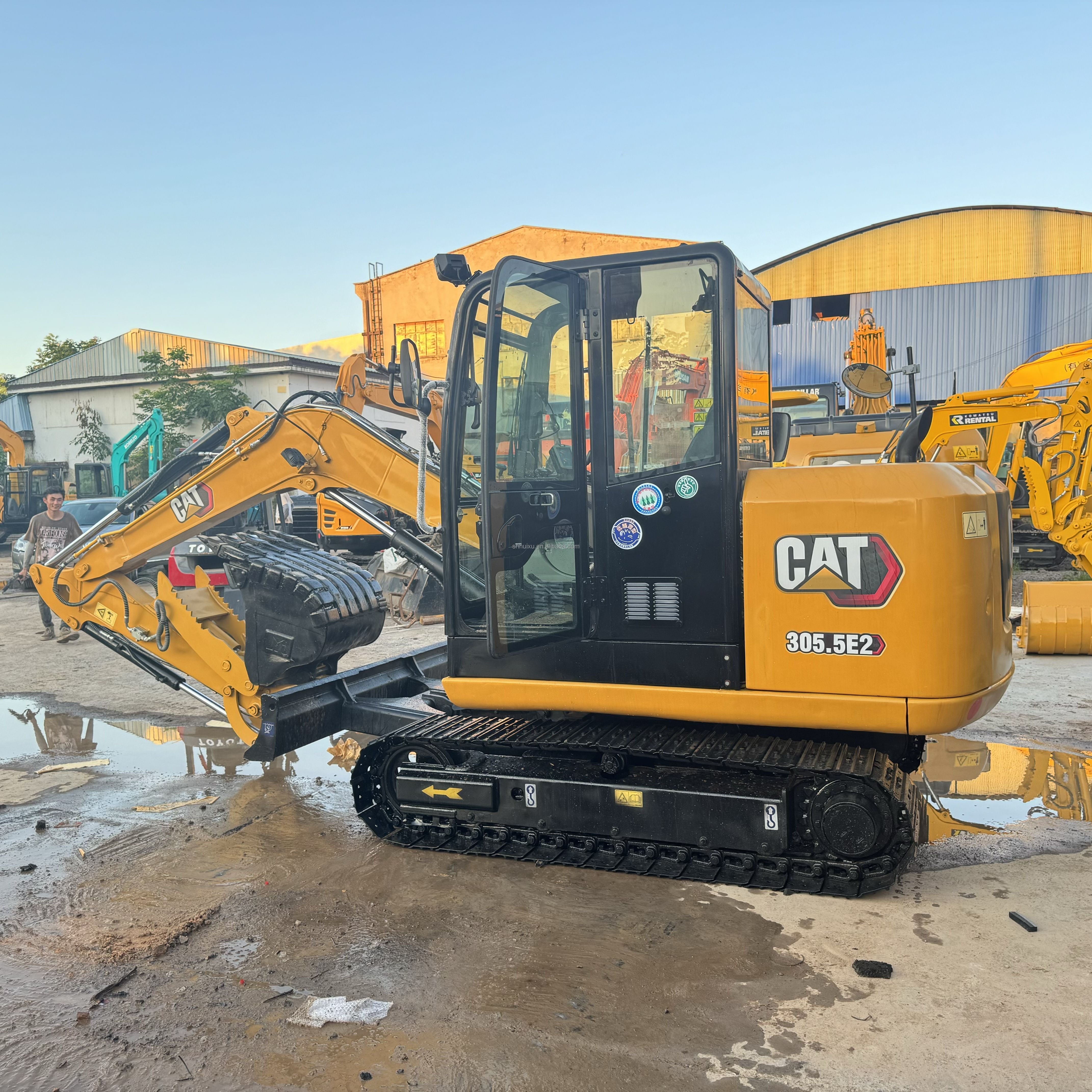 Original Condition CAT 305.5E Excavator Used Road construction machinery CAT 305.5E small excavators Brand Design Low Price