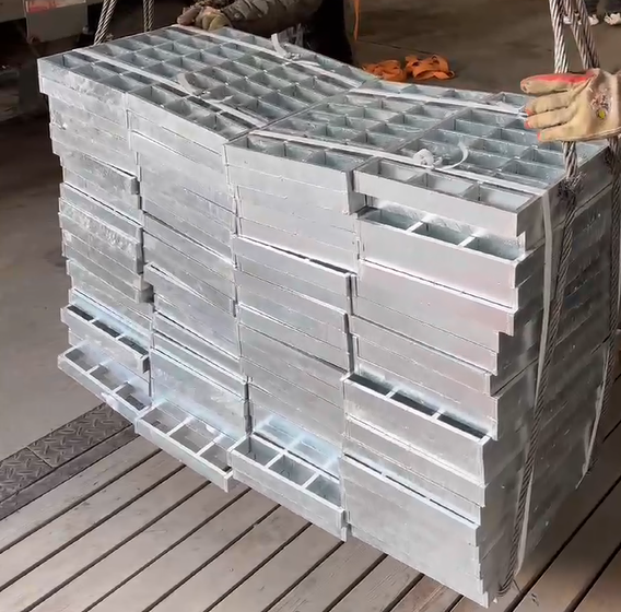 20kg-1000kg Hot Dip Galvanized Stainless Steel Grating for Anti Slip Platform Plate