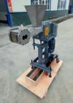 Plastic Material Vertical Screw Feeder , Flexible Screw Feeder For Extruder