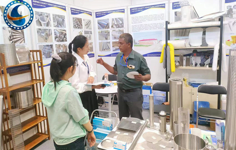 Ss 304 Wedge Wire Screen Filter For Wastewater Treatment