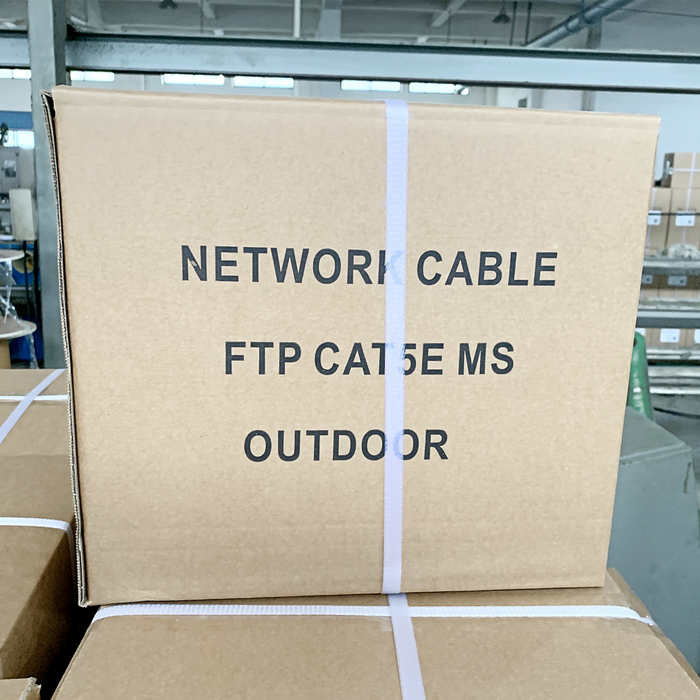 Double Jacket 8Fig Aerial FTP Bulk CAT5E Cable With Steel Messenger