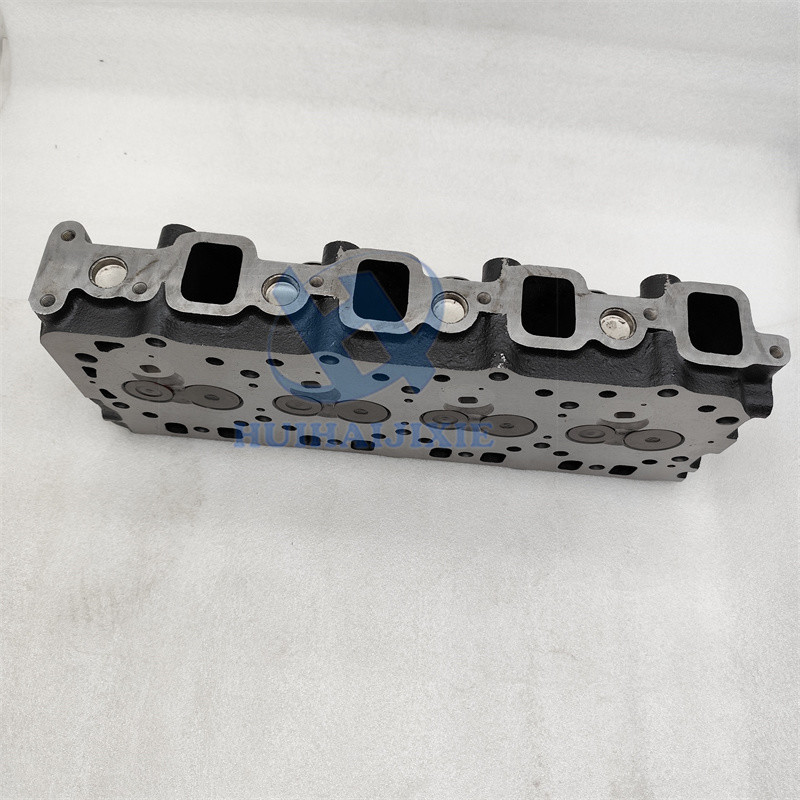 Construction Engine Parts Cylinder Head 4900931 4900715 4900998 For Cummins Engine A2300