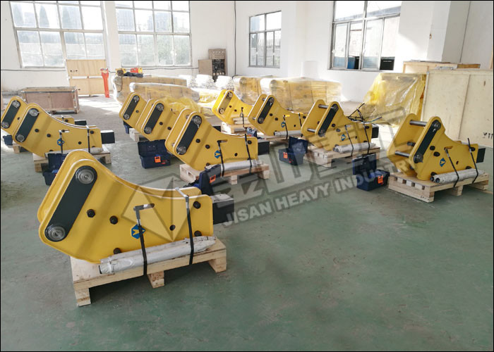 Backhoe Loader Excavator Hydraulic Breakers For Excavators JCB 3CX 3DX Mounted High Stability