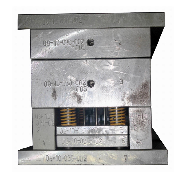 Home Appliance Tooling Single Cavity Nak80 Plastic Mold Making