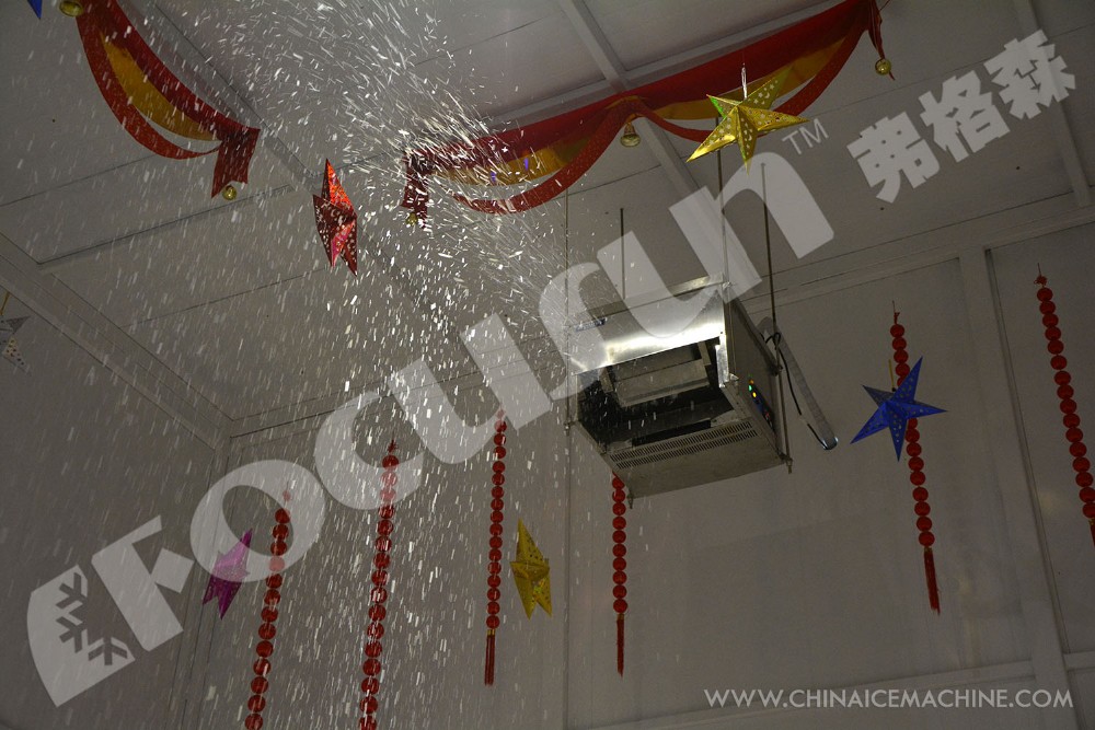 Compact Indoor Outdoor Snow Ice Making Machine for Theme Park