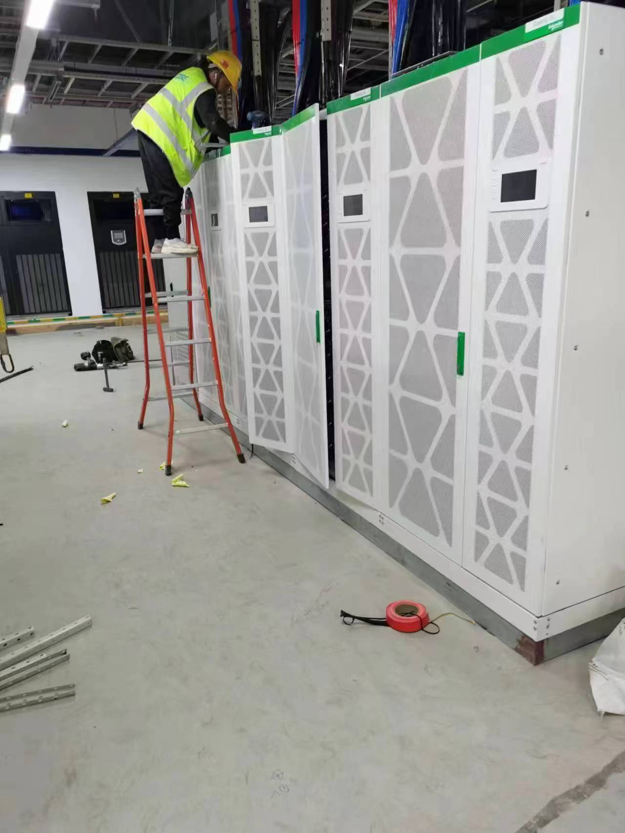 EATON 5P850IRG2 850VA 680W 230V Tower/Rack Line-interactive UPS for Office Computer Maintenance-free Battery Included