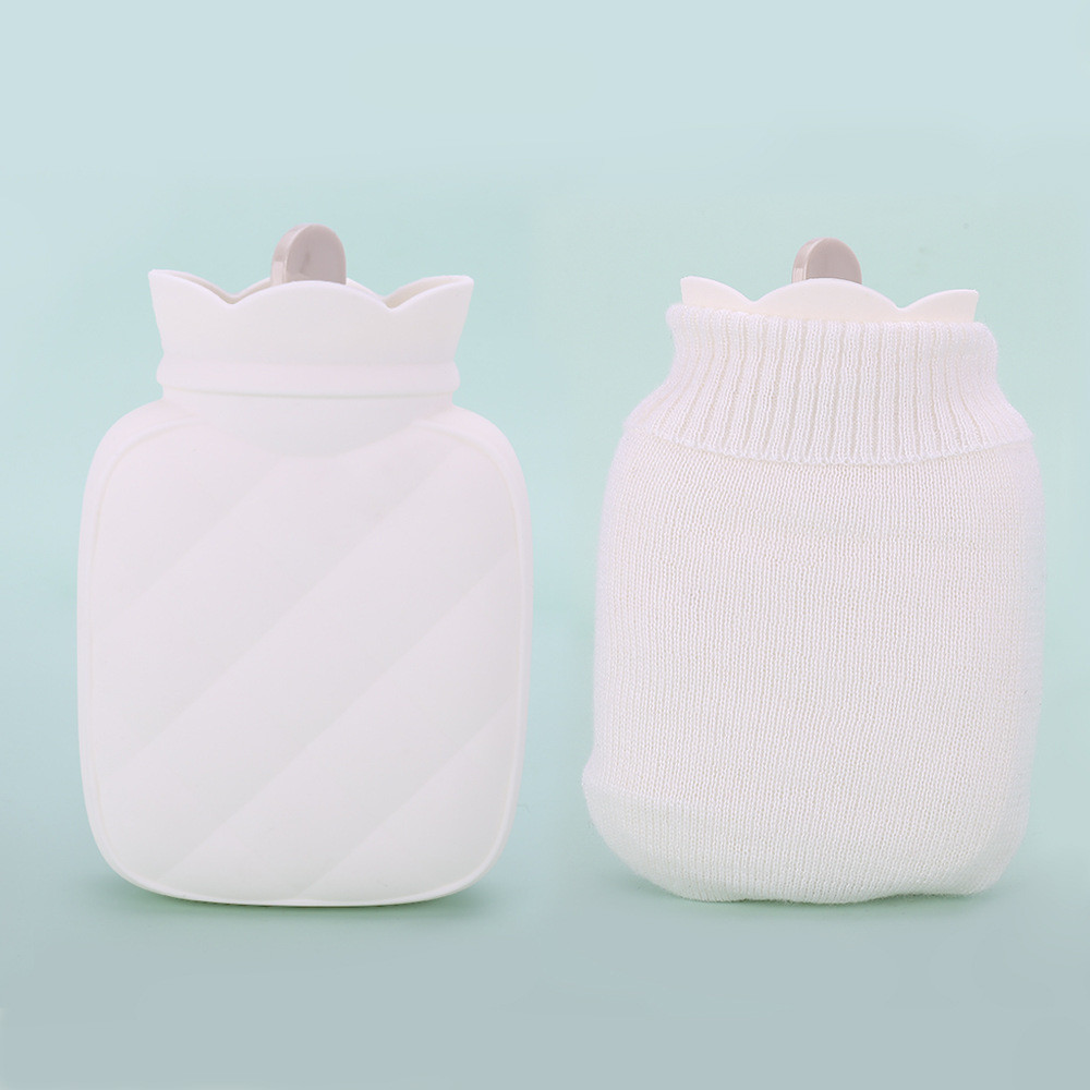 Soft Rubber Hot Water Bottle With Cover 2 Liter Hot Water Bag For Menstrual Cramps Back Pain Relief