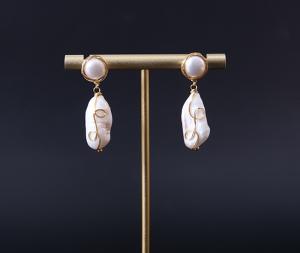 Quality Natural Baroque Pearl Earring French Simple Pearl Stud Earrings Women Luxury Temperament Baroque Earring Wedding Gift wholesale