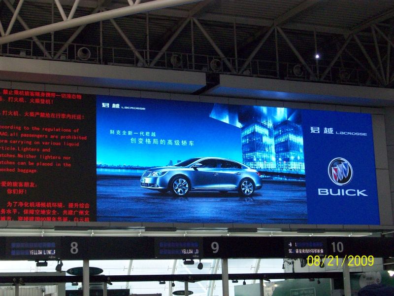 Aluminum Alloy / Steel Giant Advertising LED Screen Media Outdoor DIP P10