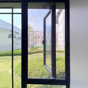 Quality Single Hung DIY Screen Aluminum Clad Casement Windows Black wholesale